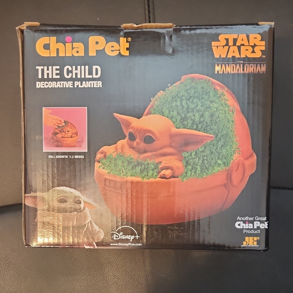 Star Wars Mandalorian Chia Pet Planter